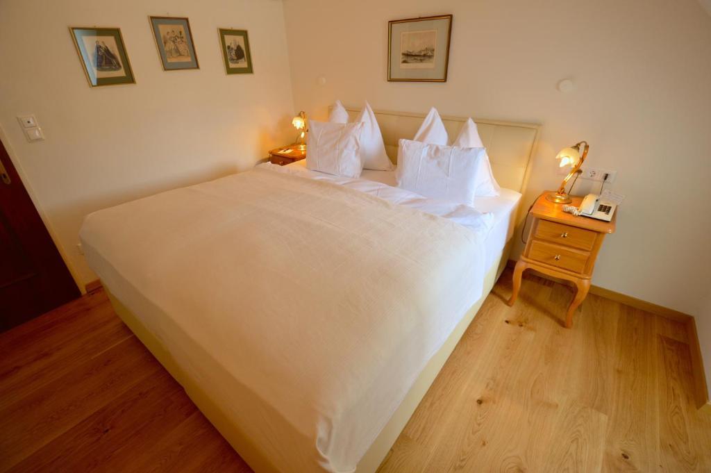 Hotel See-Villa Millstatt Ngoại thất bức ảnh
